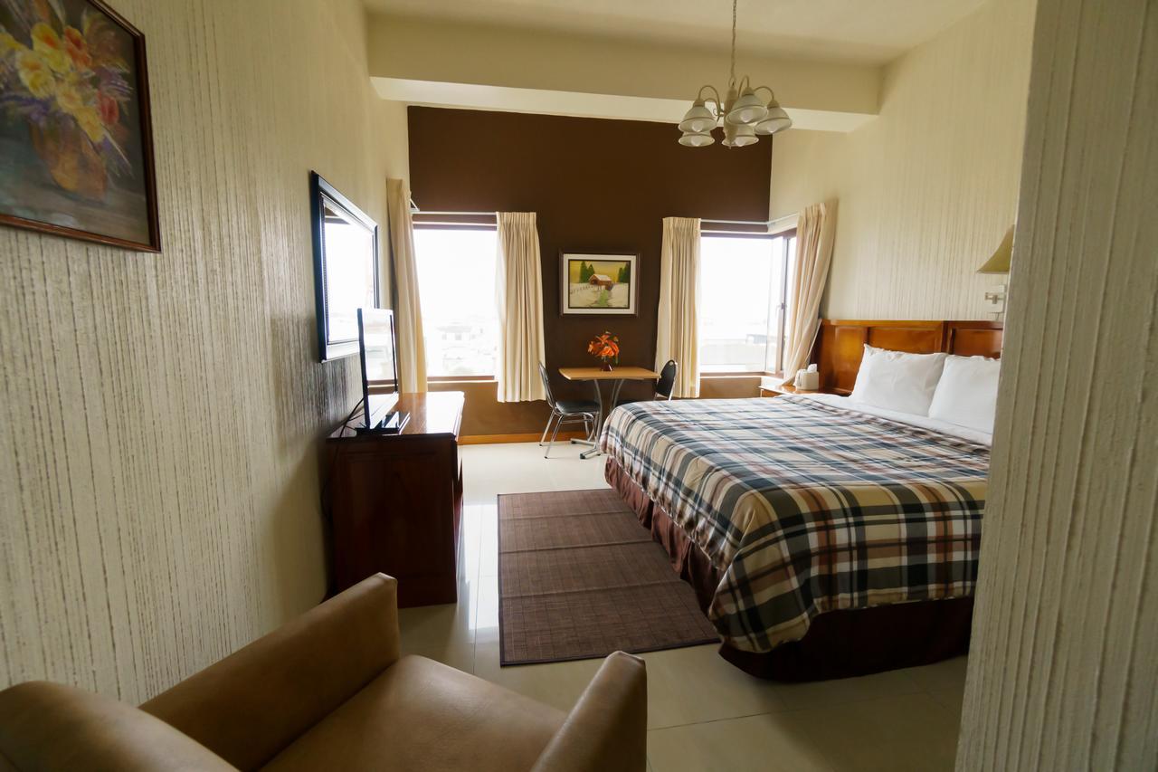 Hotel Anna Inn Olintepeque Bagian luar foto