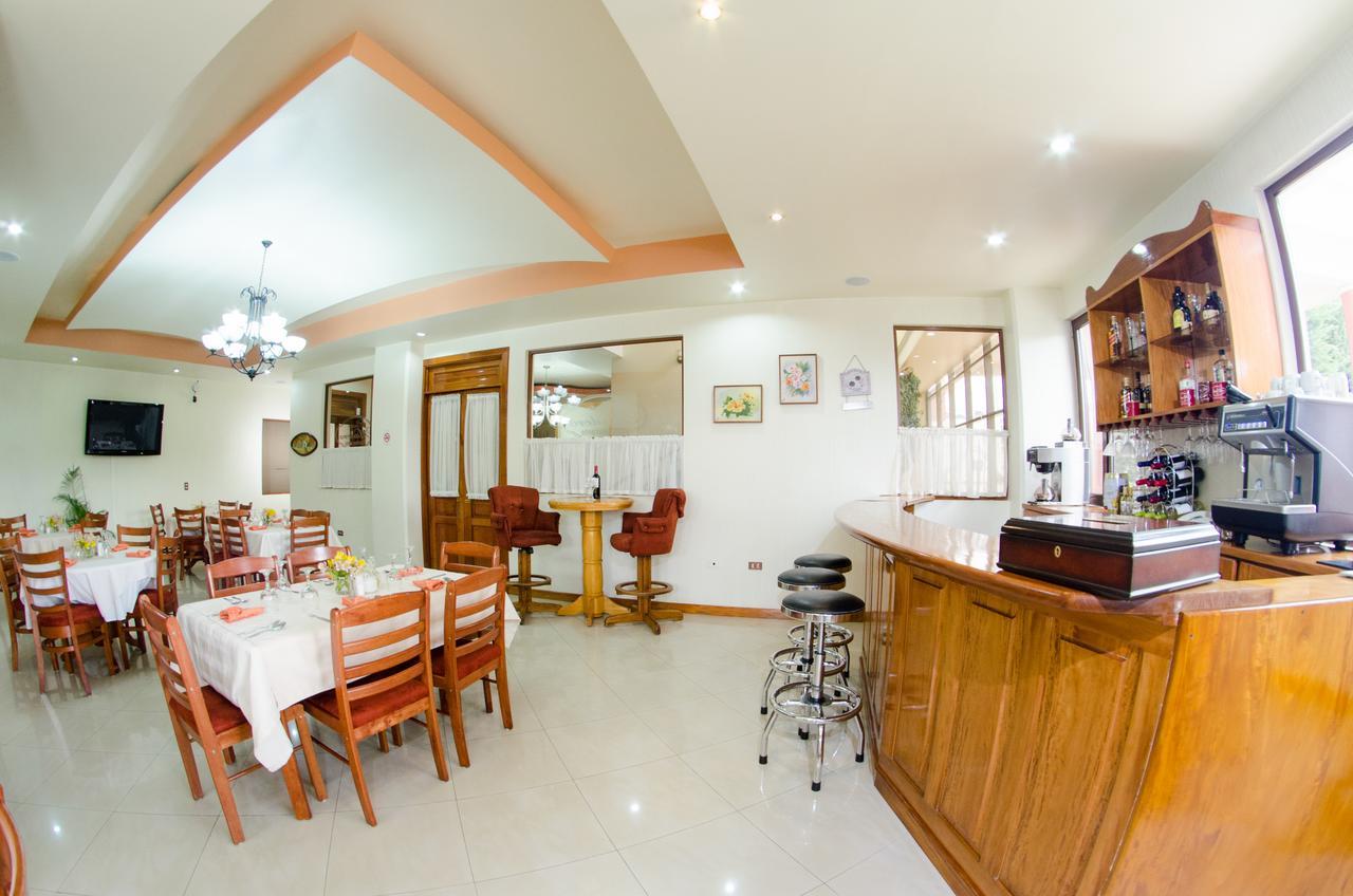 Hotel Anna Inn Olintepeque Bagian luar foto