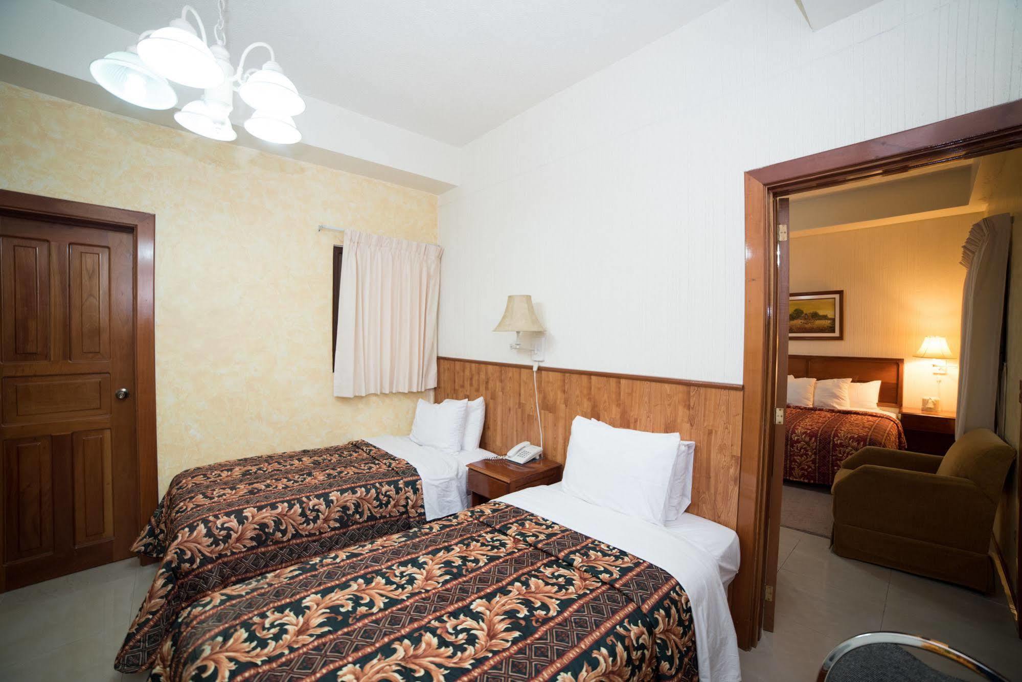 Hotel Anna Inn Olintepeque Bagian luar foto