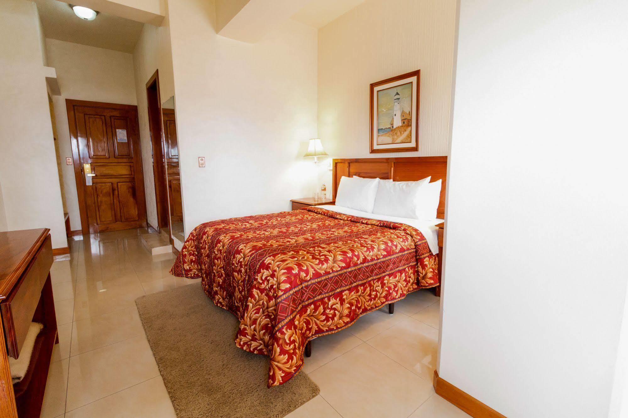 Hotel Anna Inn Olintepeque Bagian luar foto