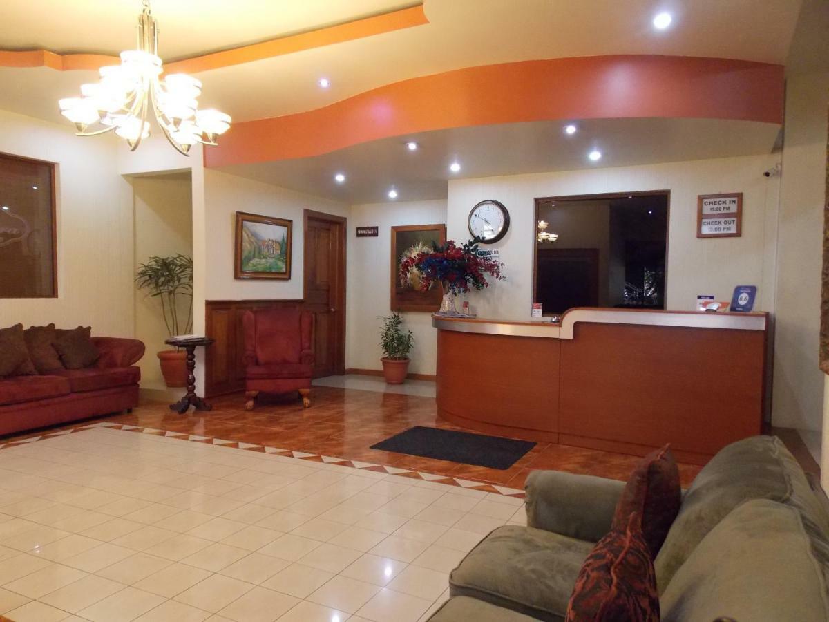 Hotel Anna Inn Olintepeque Bagian luar foto